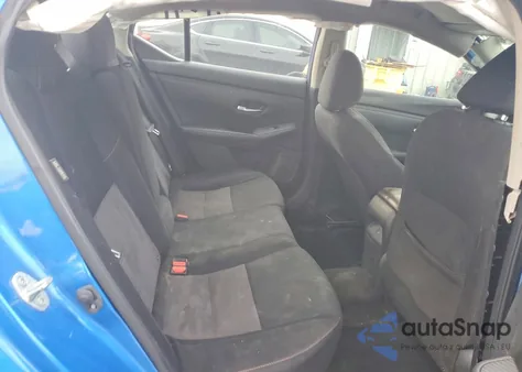 2021 Nissan Sentra Sr z USA, uszkodzony, nr VIN 3N1AB8DV0MY246712